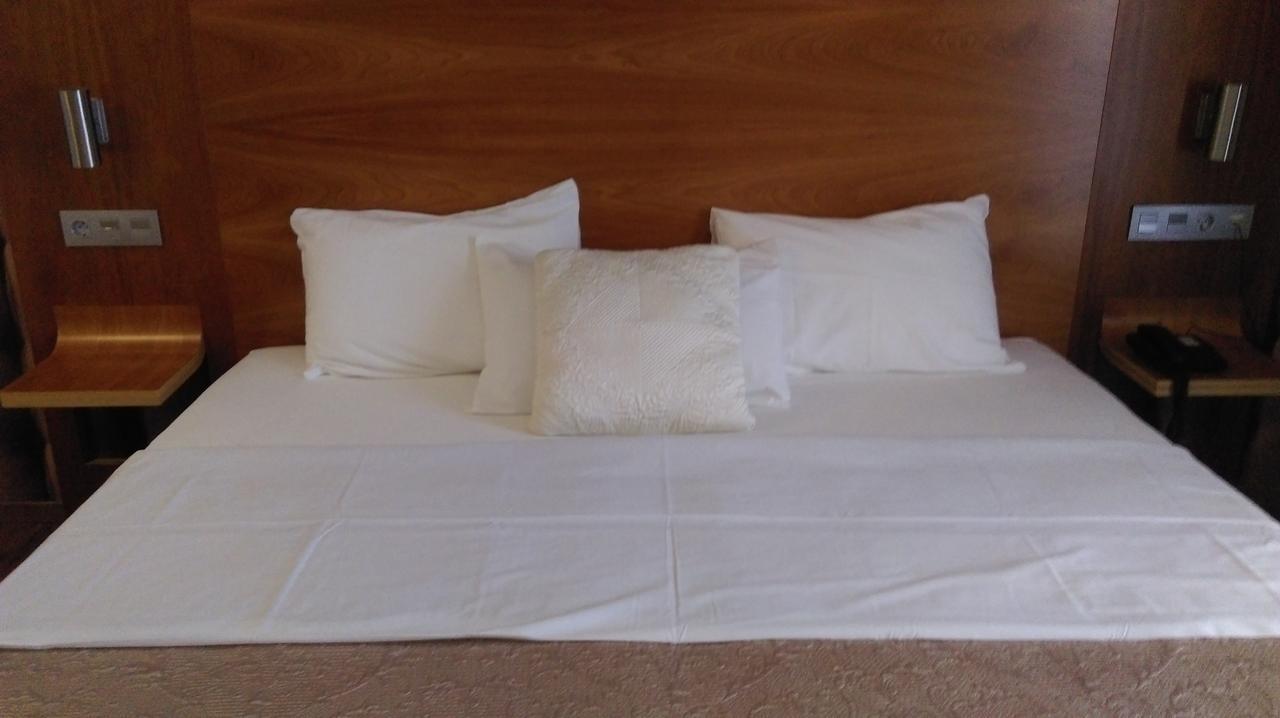 Hotel Boutique Villa Erina By Bossh Hotels - Adults Recommended マニルバ エクステリア 写真