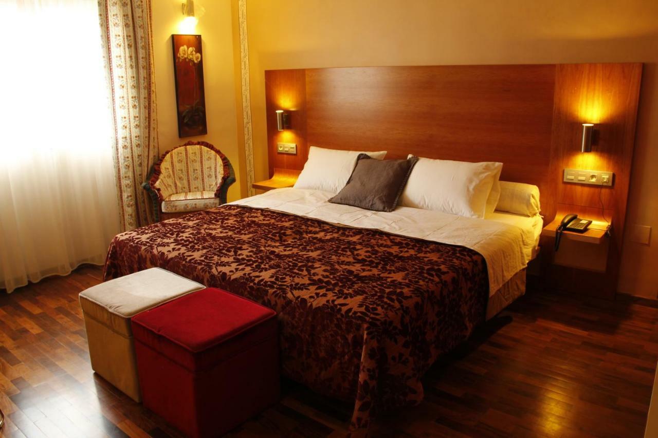 Hotel Boutique Villa Erina By Bossh Hotels - Adults Recommended マニルバ エクステリア 写真